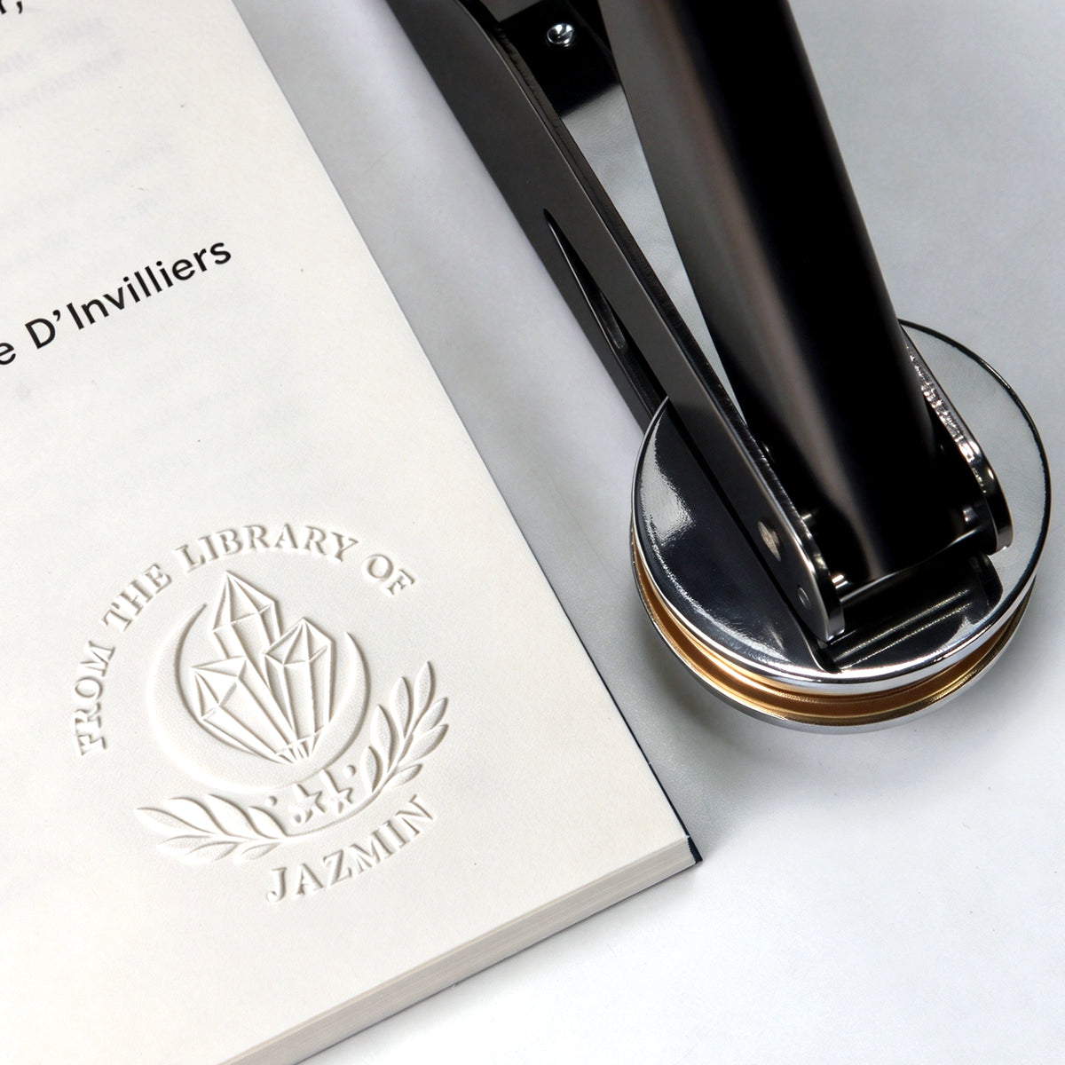 Custom Book Embosser | Elegant Minimalist Personalized Library Stamp Gift | Leewindo