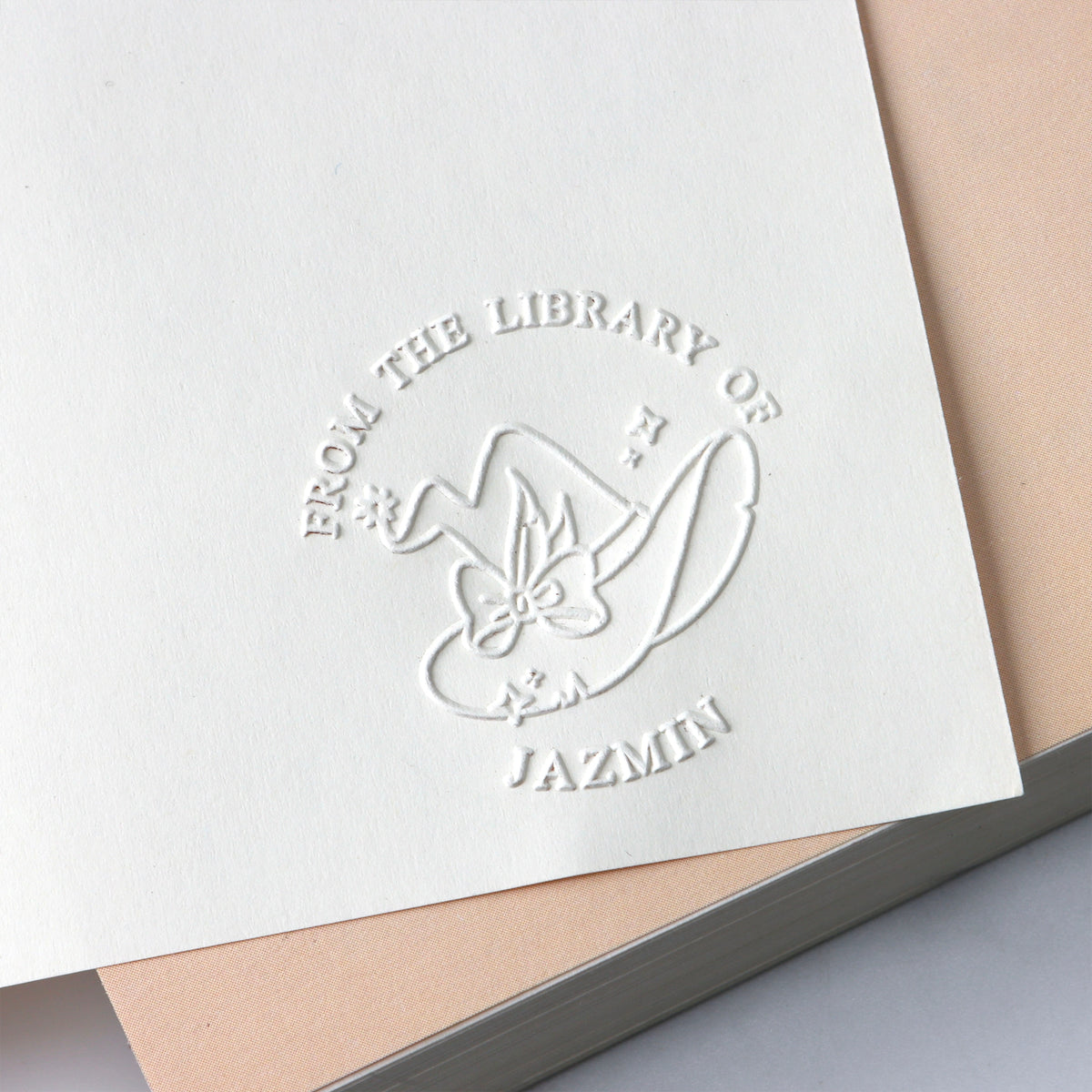 Custom Book Embosser | Elegant Minimalist Personalized Library Stamp Gift | Leewindo